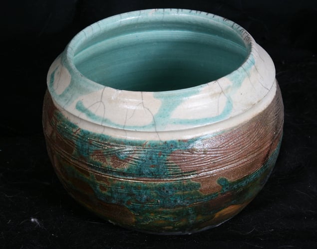 Pot - Alexis Dillon | PHOTOGRAPHER