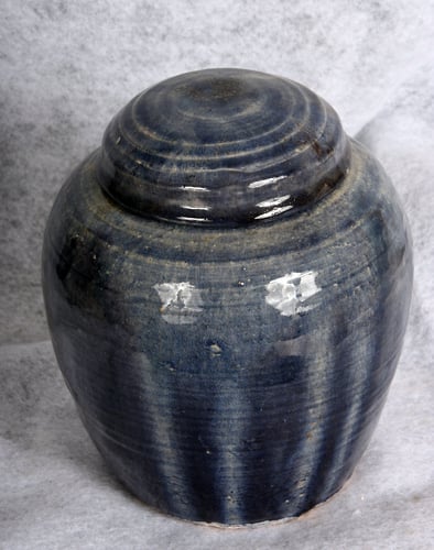 Lidded Jar - Alexis Dillon | PHOTOGRAPHER