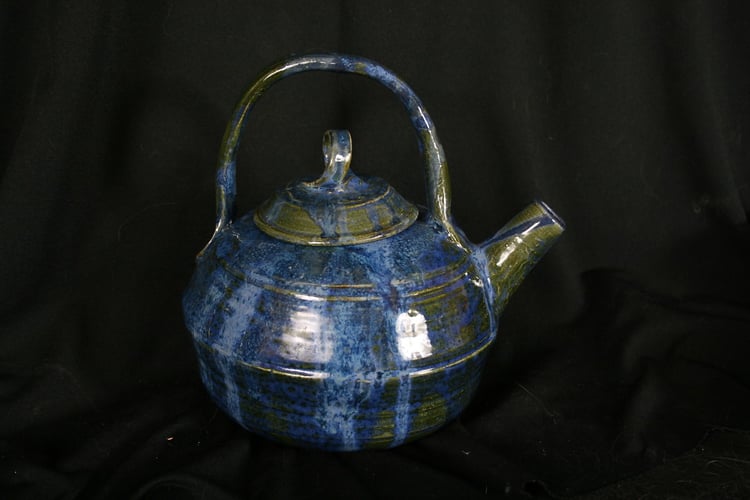 Blur Teapot - Alexis Dillon | PHOTOGRAPHER