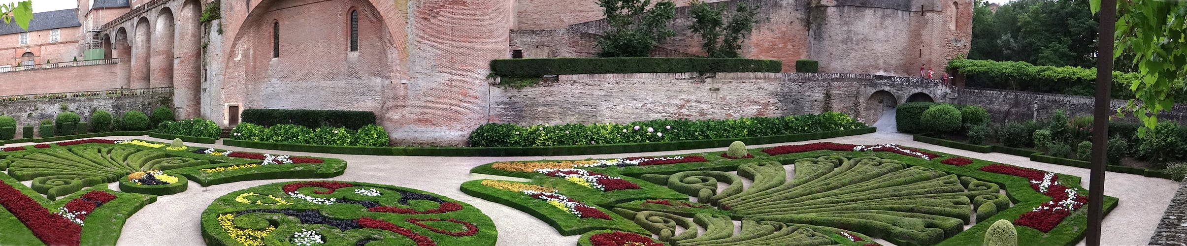 Gardens of the Lautrec Museum - Alexis Dillon | PHOTOGRAPHER