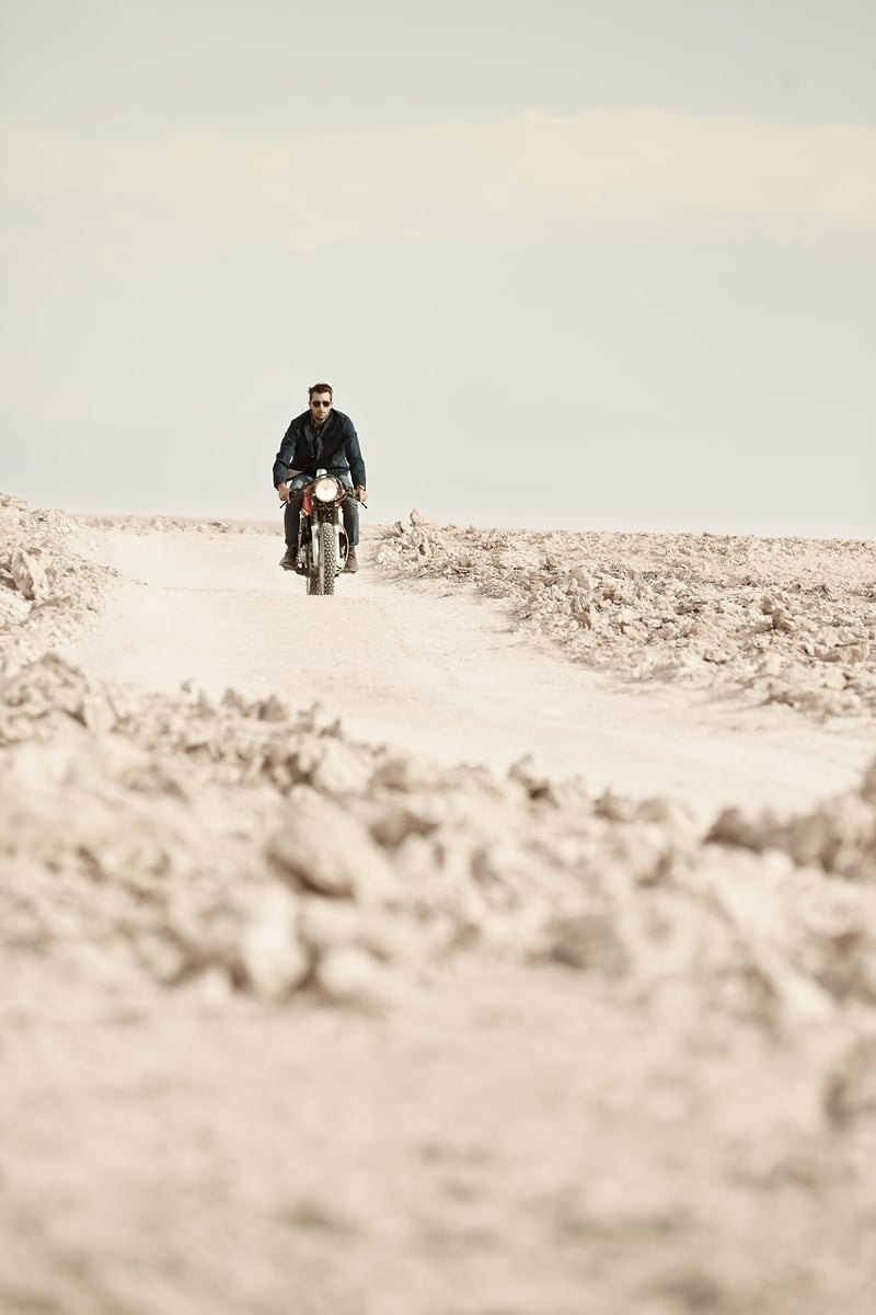 Richards Atacama 2 - Bebel Moraes