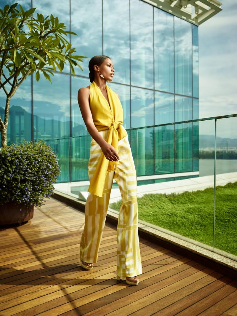 Revista Village Mall Color - Bebel Moraes