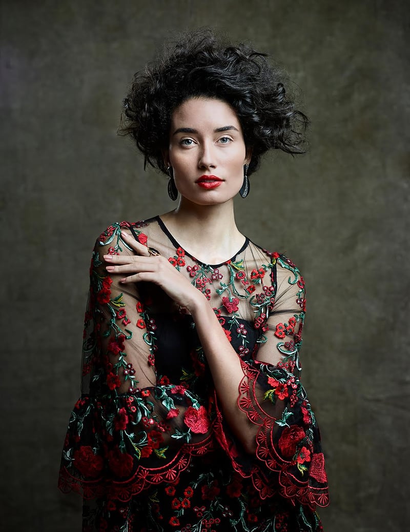 Revista Ela Luxo Garden - Bebel Moraes