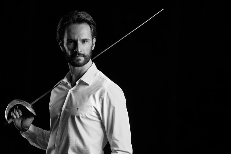 Vr Fall 16 Rodrigo Santoro - Bebel Moraes