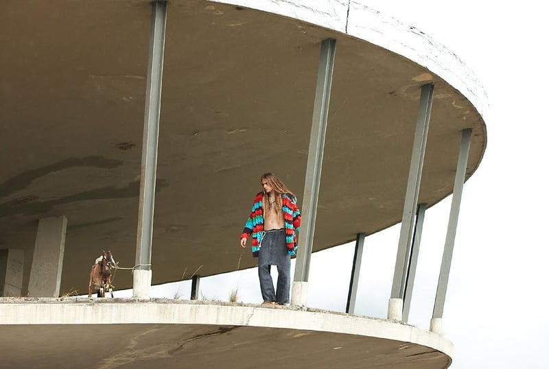 Dengue Mag O Cabra - Bebel Moraes