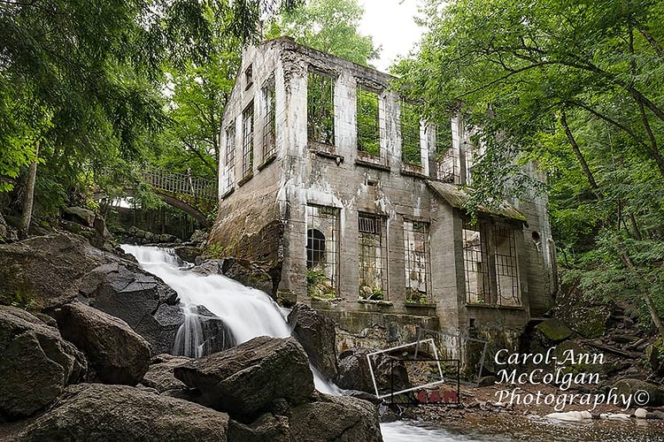 267 - Ruines de Carbide Willson / Carbide Willson Ruins - www.camphoto.ca