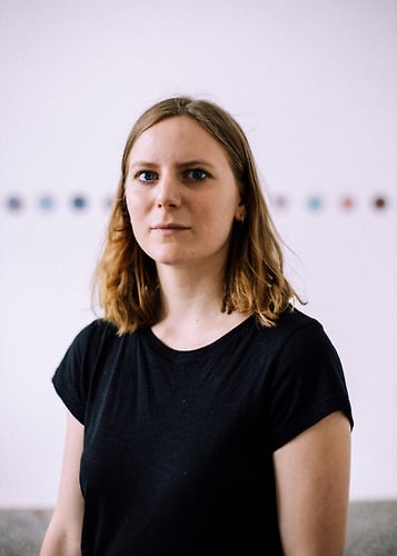 ESZTER KÁLLAY - GuestRoomMaribor