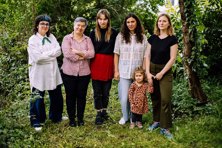 Izgradnja skrbstva / Constructing Care - GuestRoomMaribor