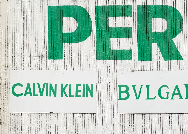 Untitled Perfume Wholesale - JANI ZUBKOVS