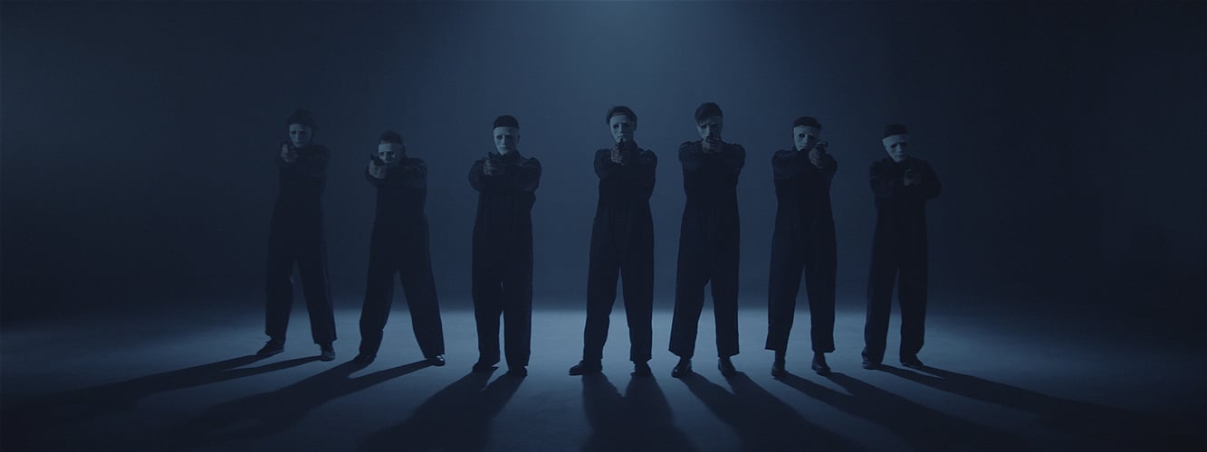 Empire Medium Length Art Film - JAVIER CORTÉS