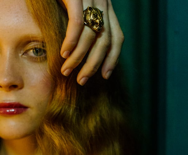 Vogue Meet The Swinton Sisters - JAVIER CORTÉS
