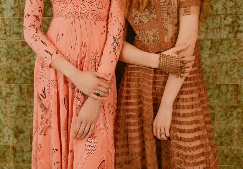 Vogue Meet The Swinton Sisters - JAVIER CORTÉS