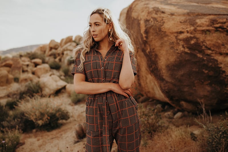 Emily Everett Joshua Tree Ca 2 - Jordan Voth | Portrait & Lifestyle Photographer