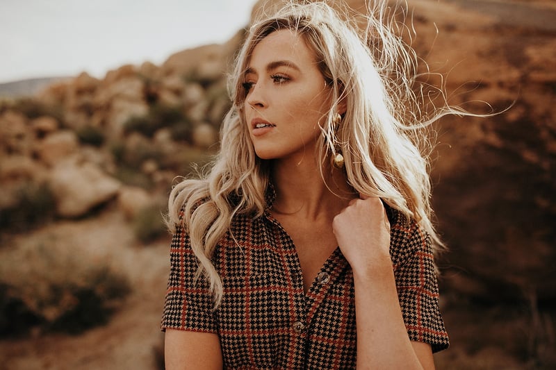 Emily Everett Joshua Tree Ca 2 - Jordan Voth | Portrait & Lifestyle Photographer