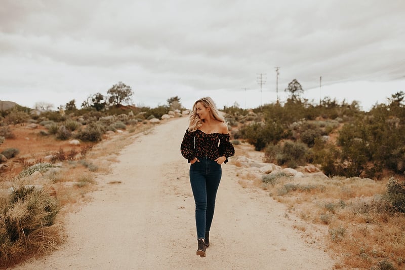 Emily Everett Joshua Tree Ca 2 - Jordan Voth | Portrait & Lifestyle Photographer