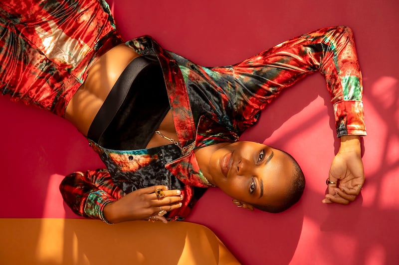 sasheer zamata - Kim Newmoney | Website