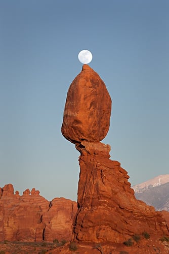 Balanced Moon, Arches NP, UT - Kirk Marshall Photography