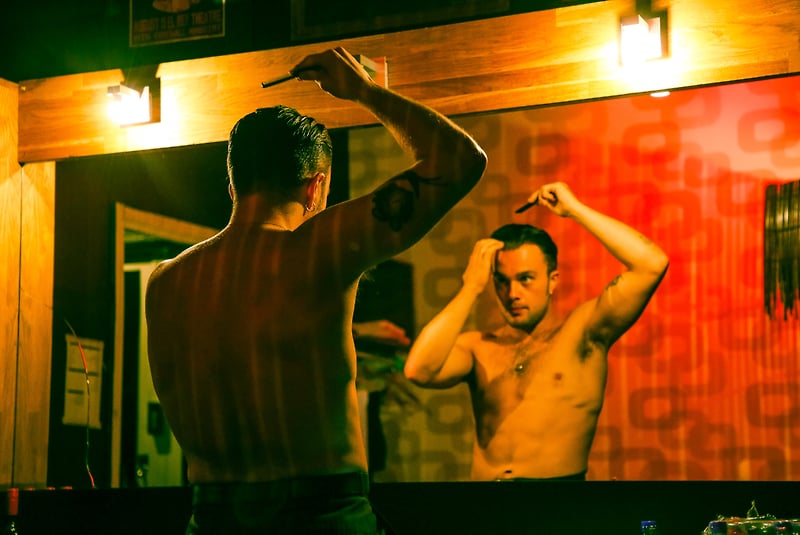 Soft Play Tour - Luis Kramer