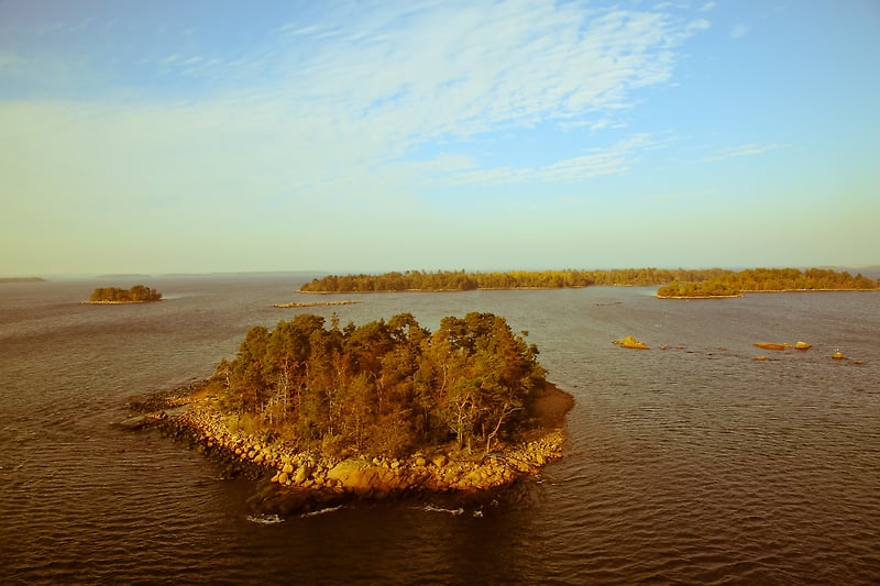 Soft Play Tour - Luis Kramer