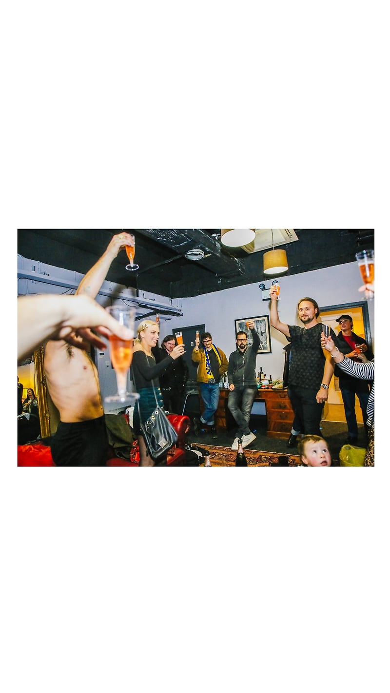 Soft Play Tour - Luis Kramer