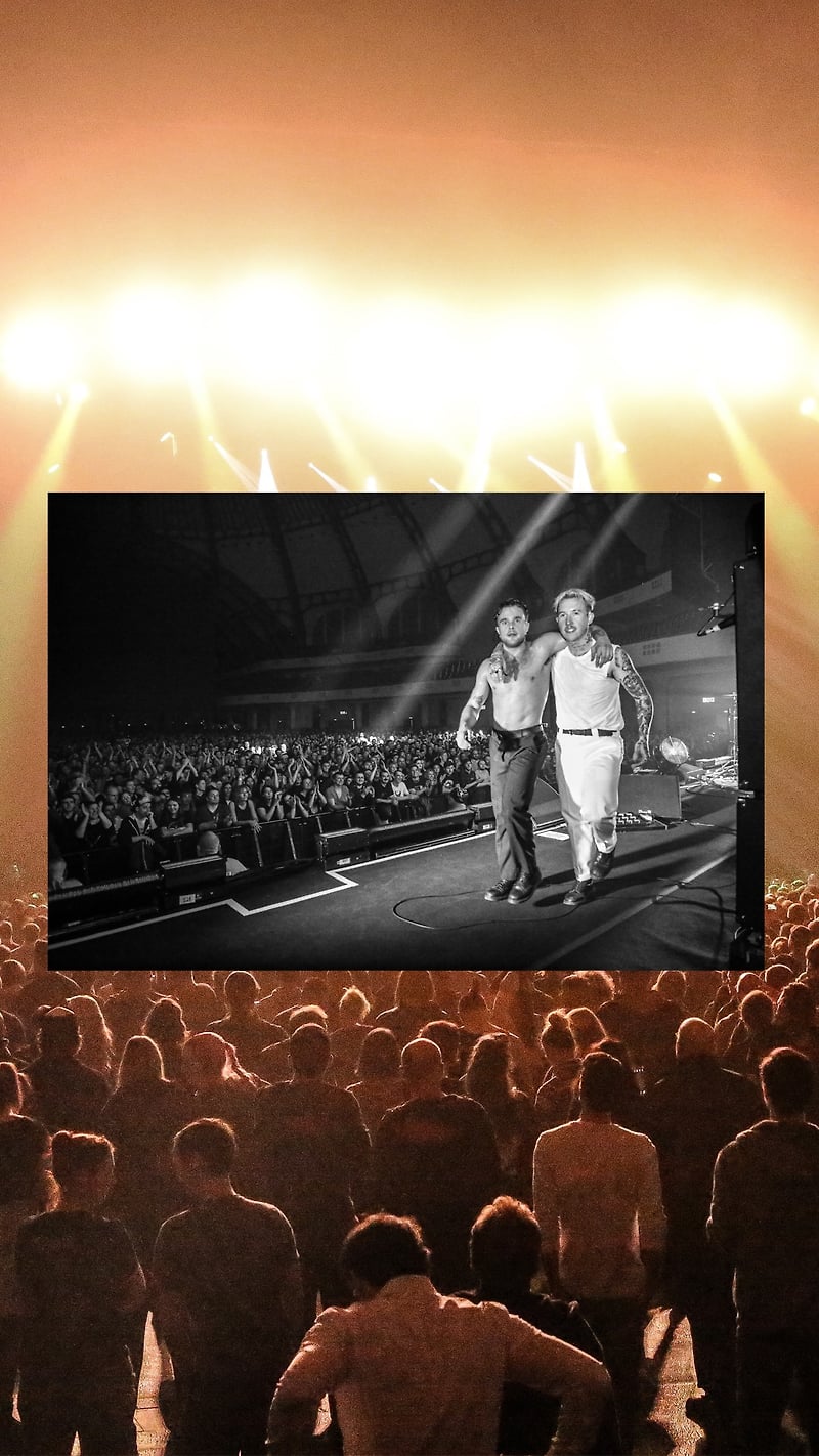 Soft Play Tour - Luis Kramer