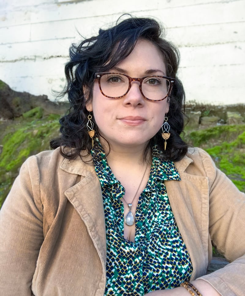 Bio - Marie-Elena Schembri Writer, Photographer & Visual Artist