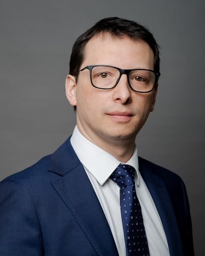 Headshots - MAURICIO SALAZAR-Fotografía Publicitaria profesional en Concepcion-Fotografia de Empresas y Retrato Corporativo-Moda-Empresas-Comercial-Alimentos-Bebidas-Botellas-Vino-Maridajes-Fotógrafo-Concepción-Santiago-Chile