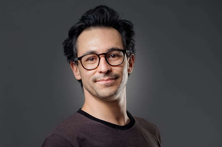 Headshots - MAURICIO SALAZAR-Fotografía Publicitaria profesional en Concepcion-Fotografia de Empresas y Retrato Corporativo-Moda-Empresas-Comercial-Alimentos-Bebidas-Botellas-Vino-Maridajes-Fotógrafo-Concepción-Santiago-Chile