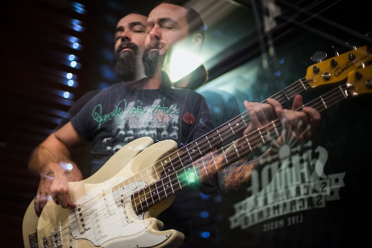 Mondo Deco - Melissa Uroff