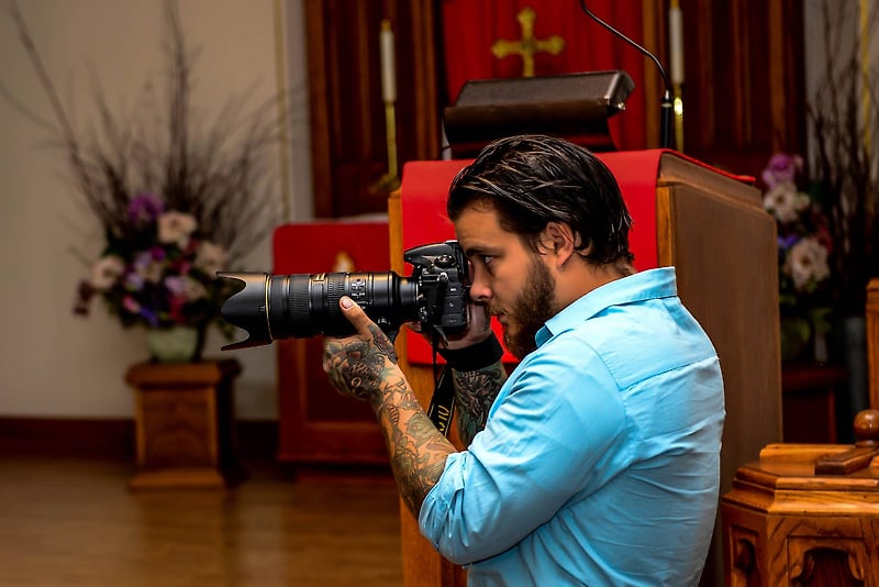 About The Artist - Sladen Photos