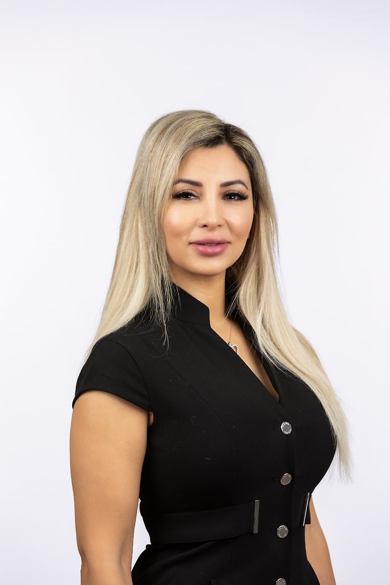 Headshots - STUDIO 1527, LLC